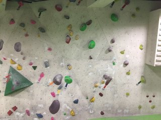B-pump_Akihabara_2016_05_06_slab1.jpg
